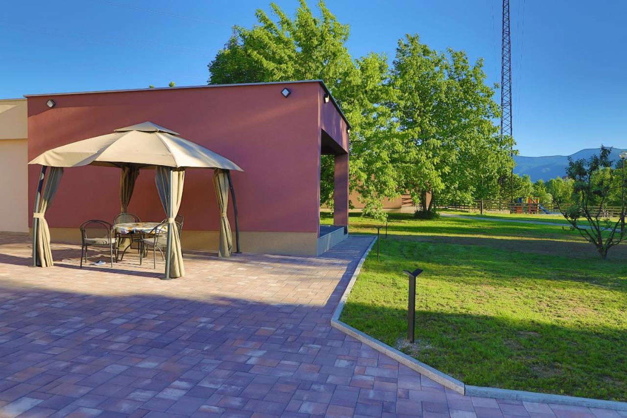 Apartment Vila Tara Bihac Exterior photo